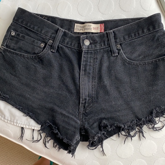 Levi High Waisted Shorts 30 Black - Picture 2 of 4